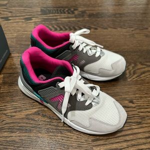 Like New New Balance Sneakers - Size 3